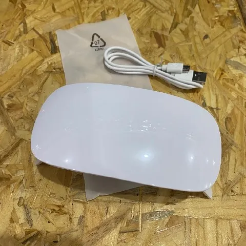 [A0071] Mini Lampara Usb 6Led 6W (Sin Caja)