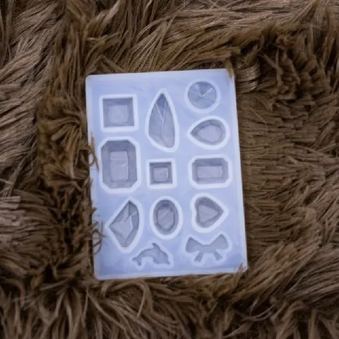 [DY053] Molde S. Gemas Pequeñas 8*6Cm