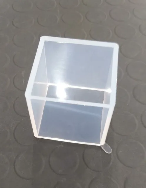 Molde S. Cubo Transparente 6*6Cm